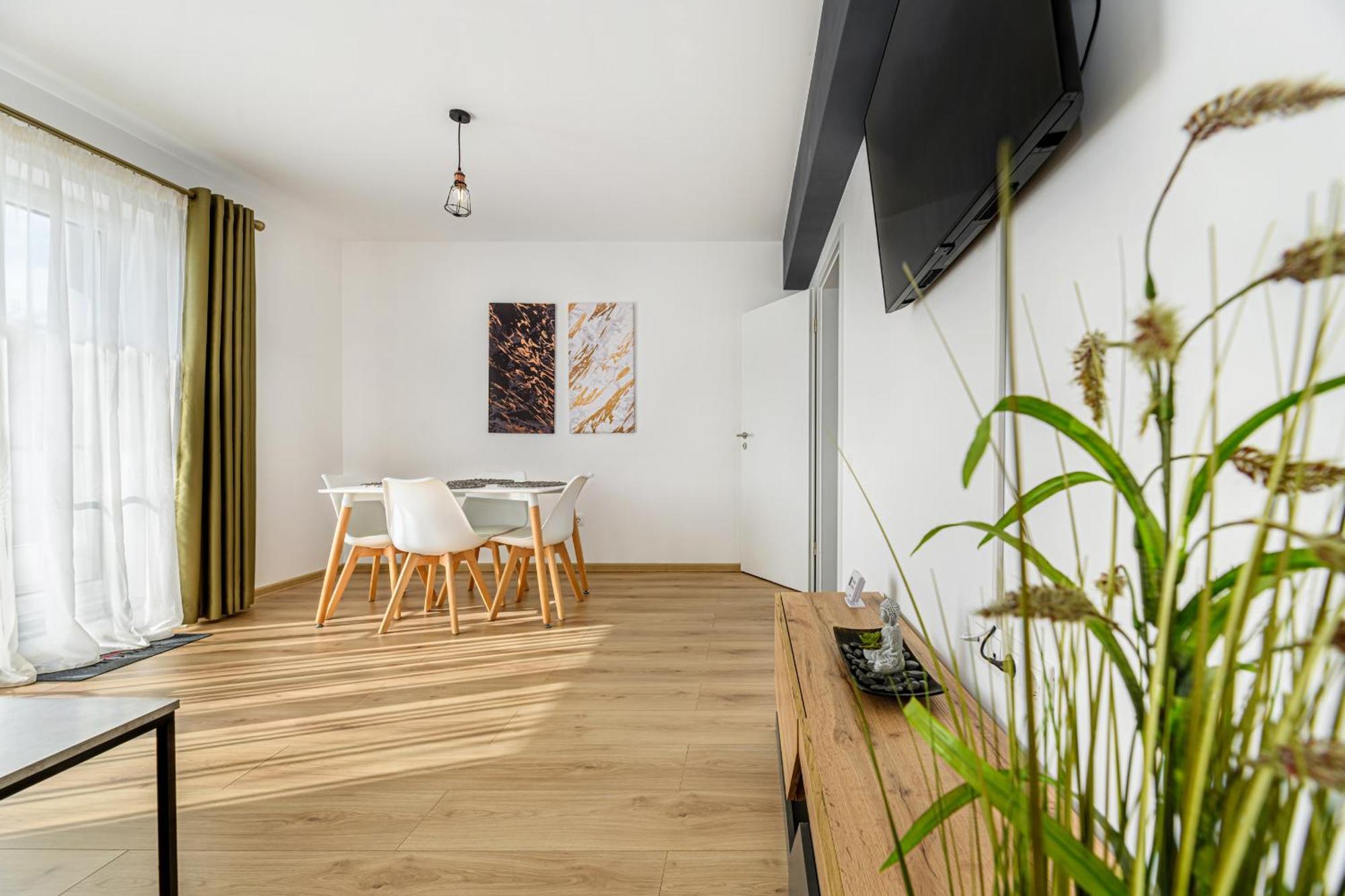 Luxury Landing Apartments Complex Qualis Braşov Dış mekan fotoğraf